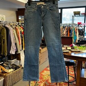 Levi’s 515 Nouveau Boot Cut Jeans Women’s Size 10 Blue high waist Rise Y2K